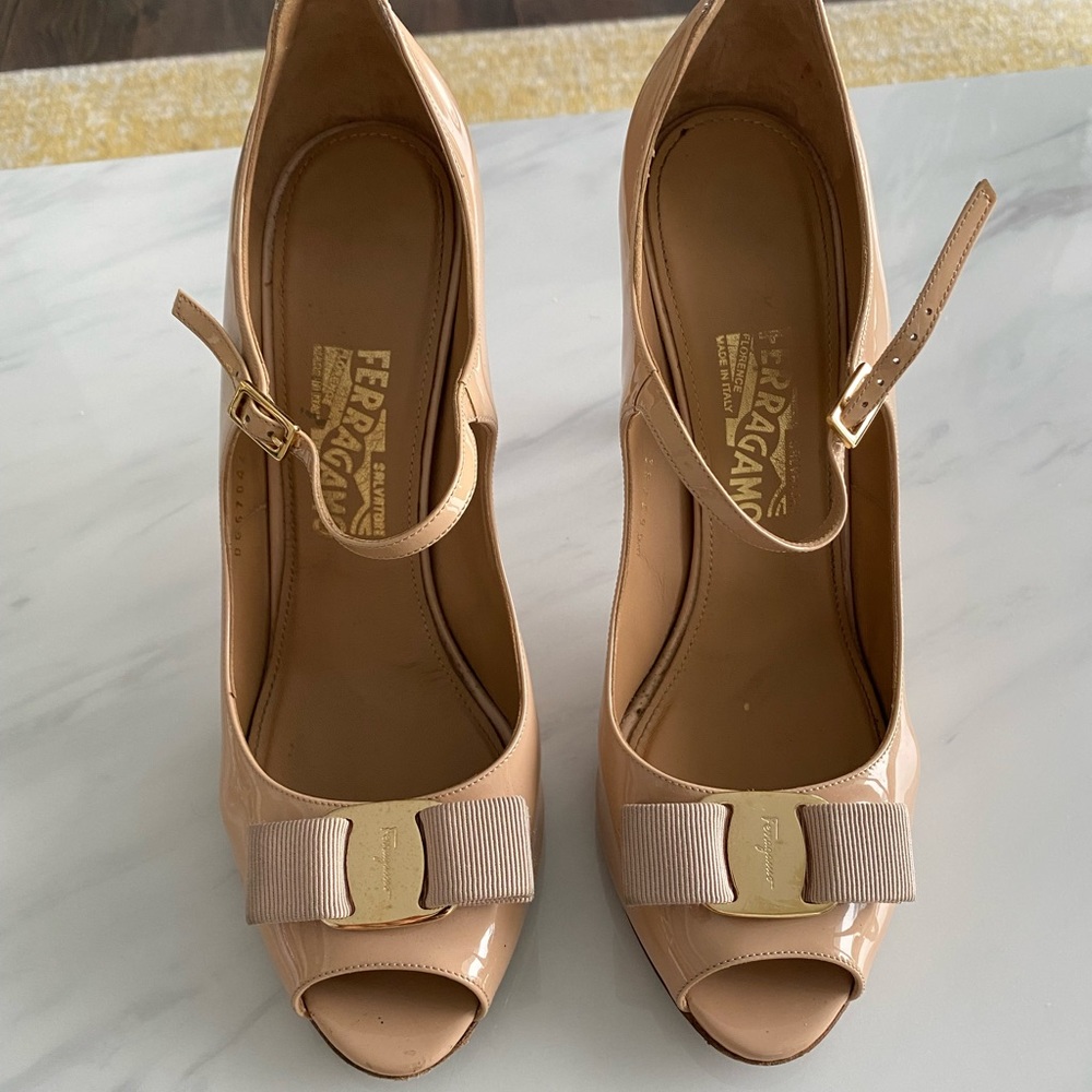 Ferragamo Sandals - Picture 3 of 4